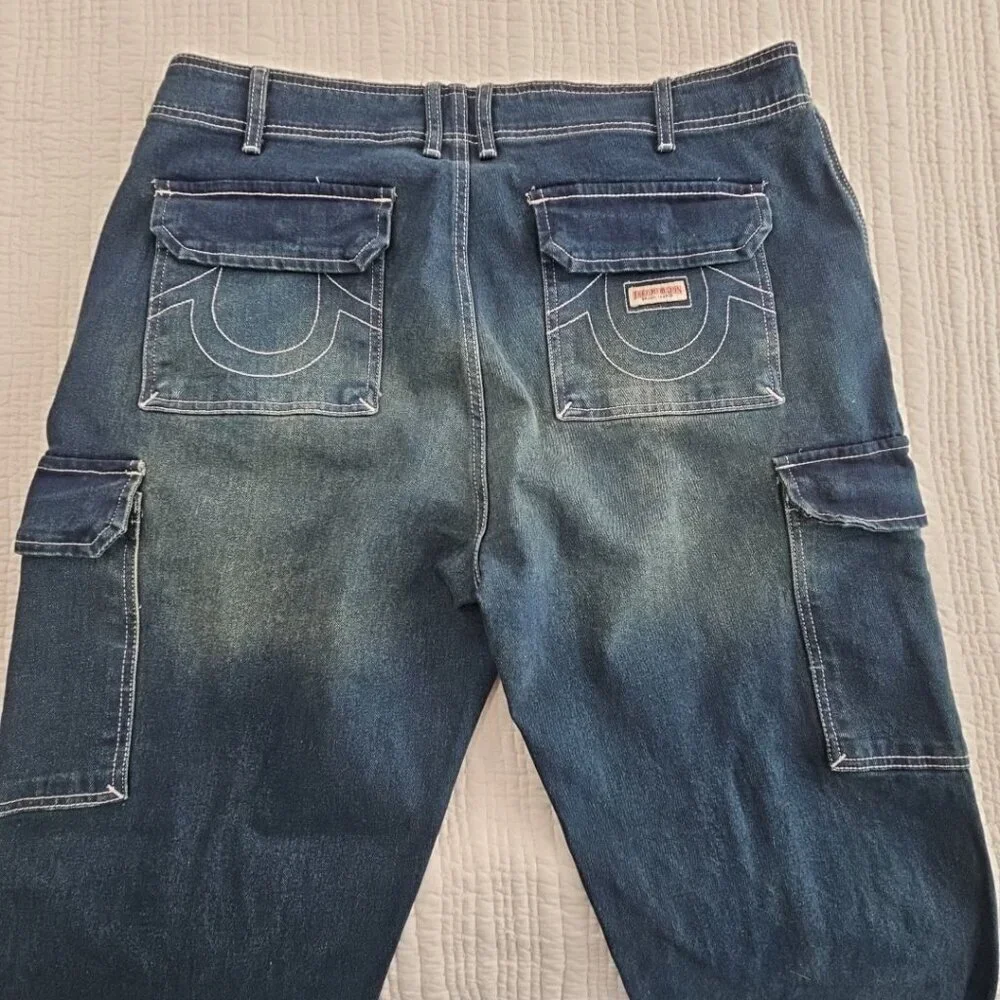 True‎ Religion Cargo Jeans Men's 36x32 NWT Medium Wash Wide Leg Relaxed Fit NEW